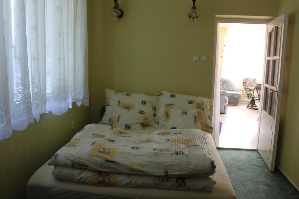 Orwa Apartmanok - Cedrus Koez ザラカロシュ 部屋 写真